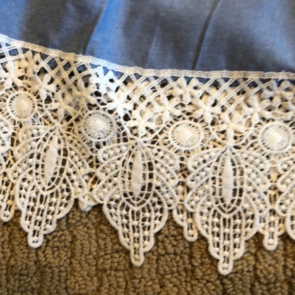 Off the shoulder top - Picture 2 of 4